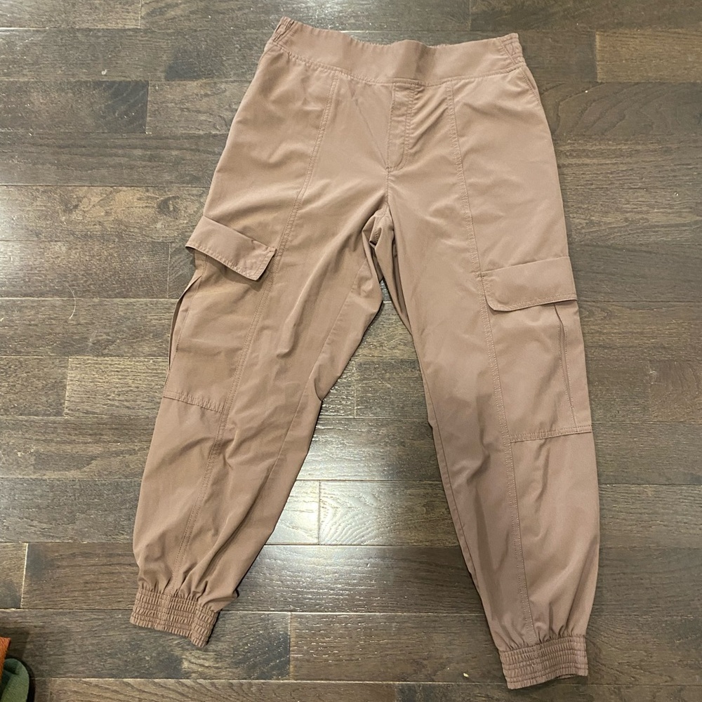 Athleta chelsea utility joggers 6p
